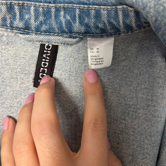H&M Light Blue Denim Jacket - DIVIDED - Picture 3 of 4